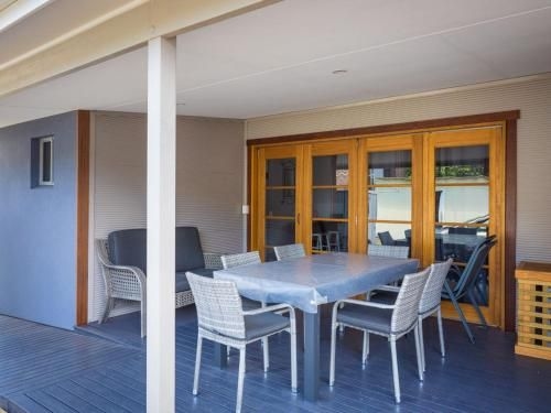 The Inlet Cottage1