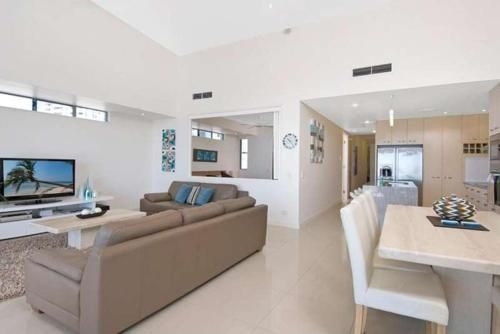 Beaches on Maroochy 1 Beach Parade4