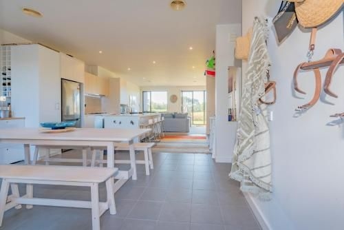 Shore to Relax - Family or Corporate Bookings Only4