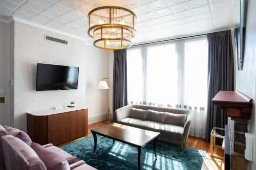 Suite