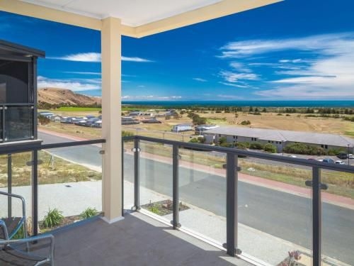 The Haven - 6A Turnberry Drive1