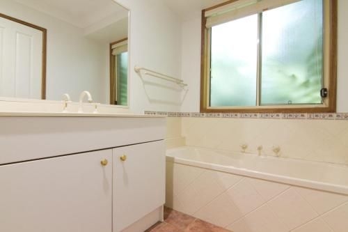 12 Mount Porepunkah Road2