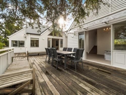 Blairgowrie Hamptons Style0