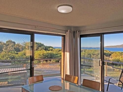 14 'Intrepid', 3 Intrepid Close - Unlimited magnificent water views4