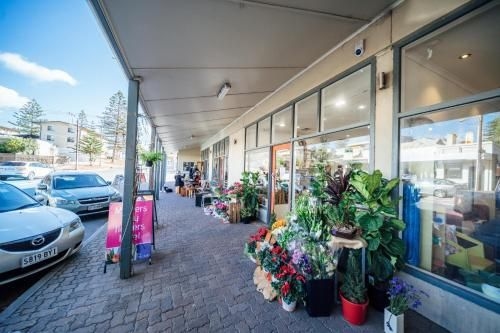 Urban Beach Shack-Metres from the Beach & Cafes2