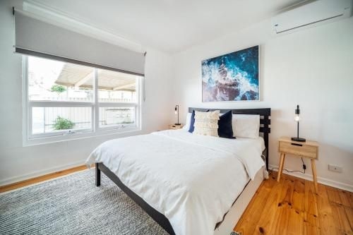 Urban Beach Shack-Metres from the Beach & Cafes1