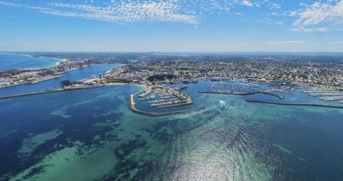 Central Heritage Building In Fremantle Sleeps 62
