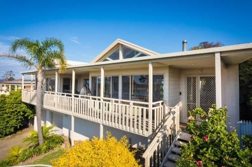 Pelican Lake Holiday House2