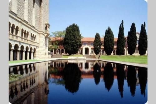 B6 Close to UWA, Swan River, Cafes & The New Childrens Hospital3