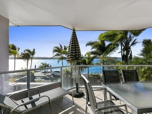Endless Water Views in Noosaville Noosa Heads - Unit 3 Noosa Moorings, 303 Gympie Terrace0