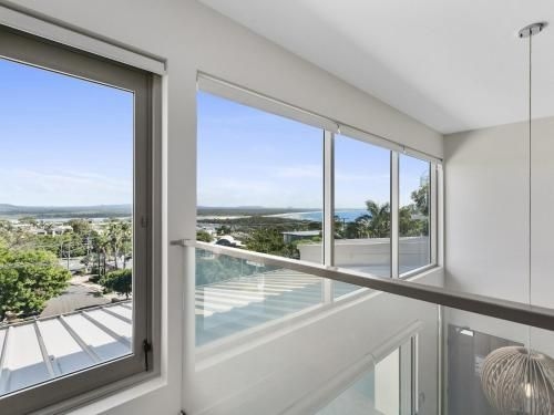Exquisite Penthouse with views to Laguna Bay - Unit 3 Taralla 18 Edgar Bennett Avenue3