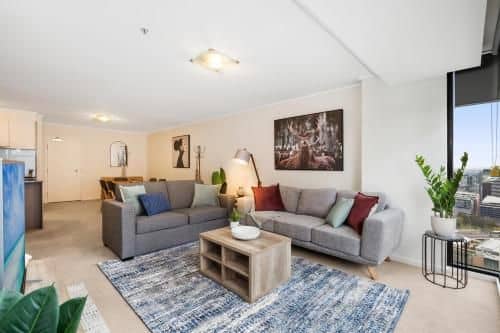 Luxe 2-Bed Apartment with River Views Near Casino Luxe 2-Bed Apartment with River Views Near Casino