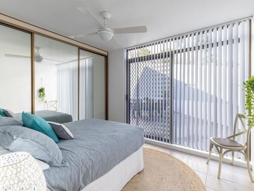 4 'Fleetwood' 63 Shoal Bay Rd - Air conditioned, freshly painted unit with WIFI & magnificent water views (4 'Fleetwood' 63 Shoal Bay Rd - Air conditioned unit with magnificent water views)4