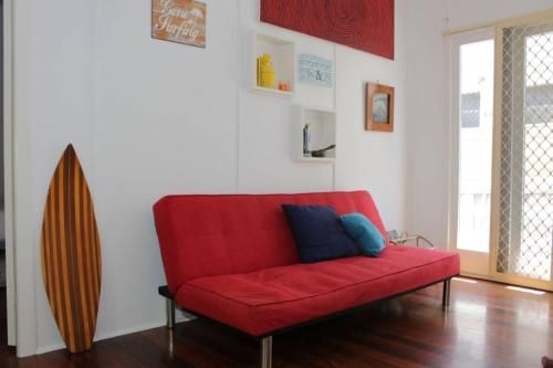 Pet Friendly Duplex in the heart of Palm Beach1