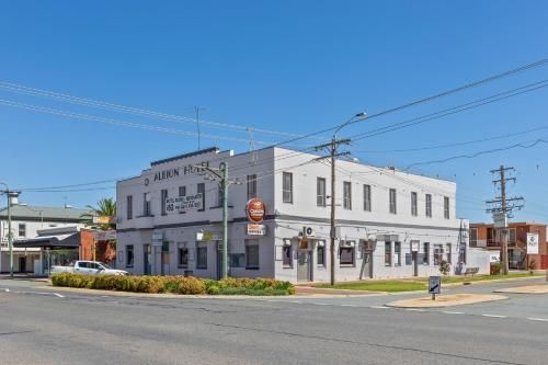 Albion Hotel-Motel Finley3