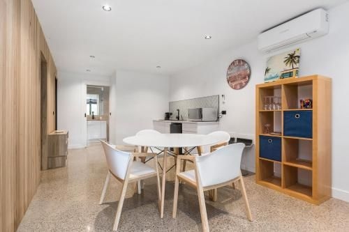 Chic Beach Studio0