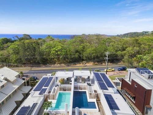 Byron Bay Luxury Holidays - Driftwood Two at Clarkes Beach4