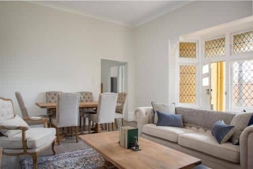 Sunny Apartment with Private Parking Sunny Apartment with Private Parking