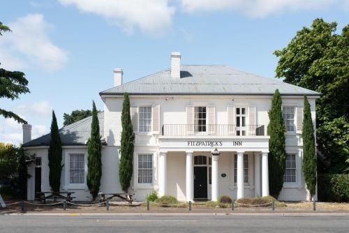 Fitzpatricks Inn0