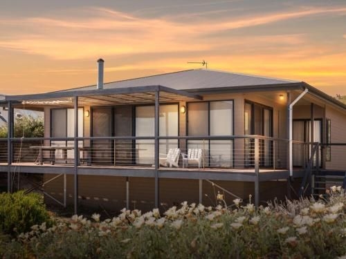 20 Lady Bay Road1