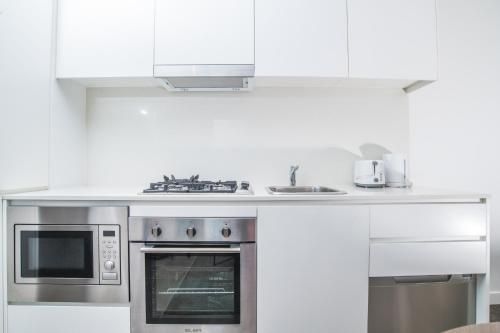 ซิลคารี สวีท แอท แชตส์วูด (Silkari Suites at Chatswood)1