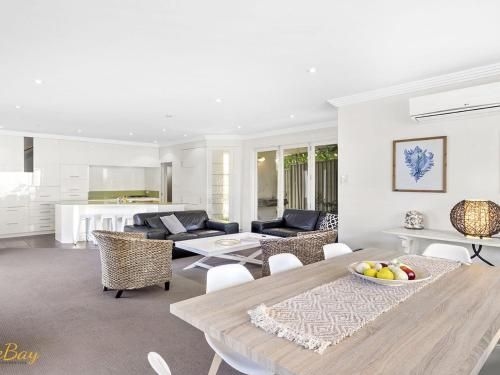 Campbell Cove - 60 Campbell Avenue2