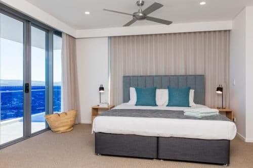 Two-Bedroom Plus Apartment - Free Parking