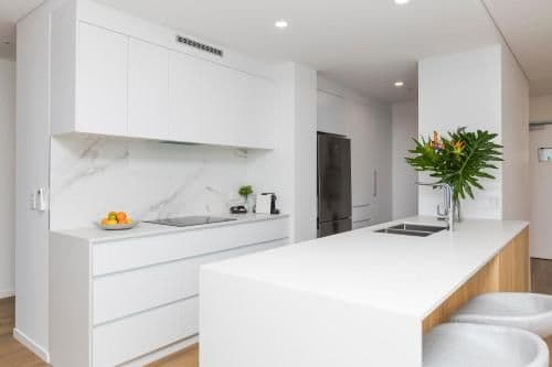 Two-Bedroom Plus Apartment - Free Parking