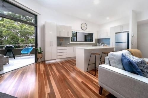 Ait Shona - Happy Place. Apt 10 Haven on the Park1