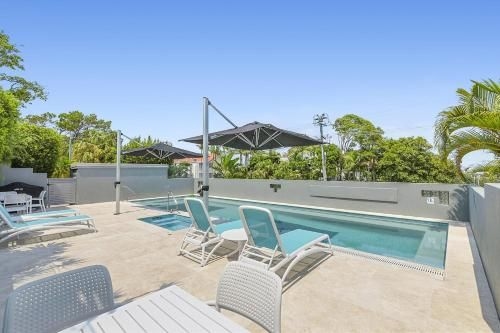 Impressive Views of Noosa - Unit 8 Taralla, 16 Edgar Bennett Avenue Noosa Heads4
