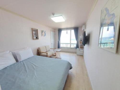 Double Room with Balcony and Sea View