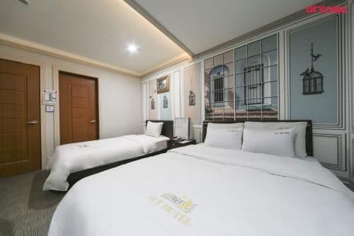 Large Double Room