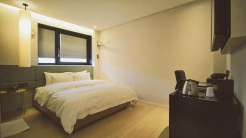 Deluxe Double Room with Bath