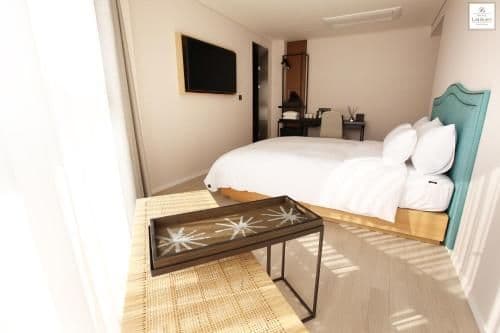 One-Bedroom Suite with City View
