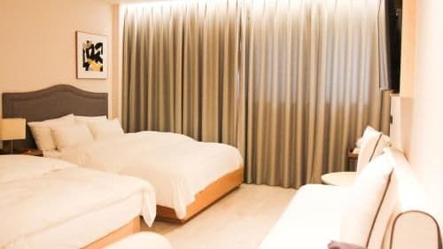Superior Twin Room