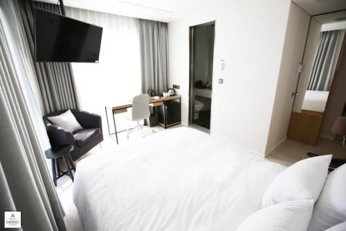 โรงแรมลอนดอนเนอร์ ควางกันลี (Hotel Londoner Gwanganlli)4
