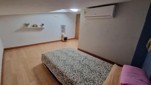 Single Room with Private Bathroom