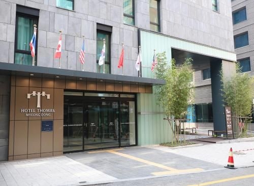 โรงแรมโทมัส มย็องดง (Hotel Thomas Myeongdong)1