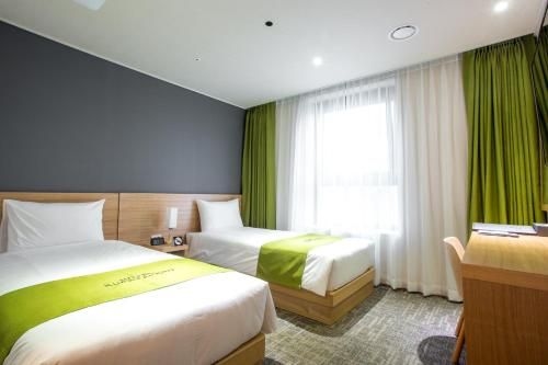 ดอร์มี่ อินน์ เอ็กซ์เพรส โซล อินซาดง (Dormy Inn Express Seoul Insadong)1