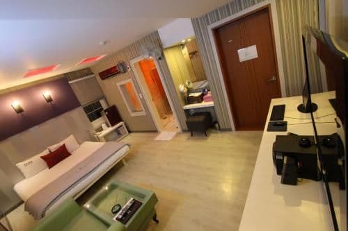 Superior King Room