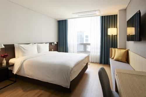 โรงแรมนิววี โรงแรมนิววี