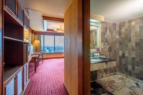 Executive Suite