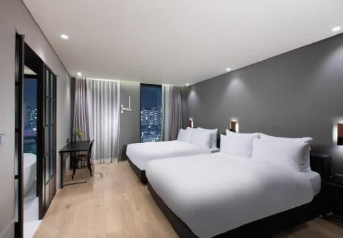 Large Twin Room
