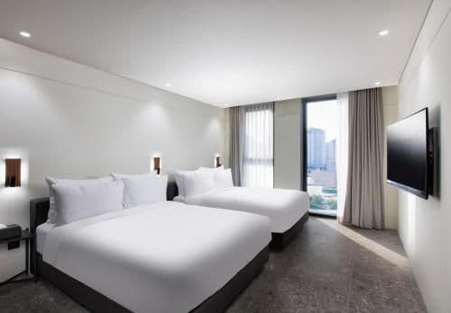 Large Twin Room
