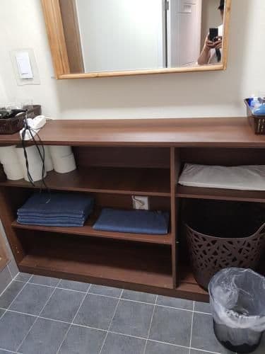 Bed in 6-Bed Female Dormitory Room with Mini Single Bed
