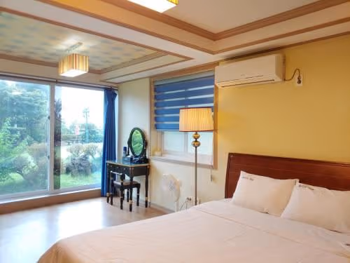 Double Room with Garden View