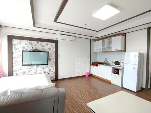 Deluxe Suite with Sea View