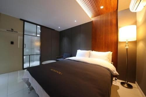 Double Room with Shower