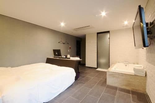 Premier Double Room