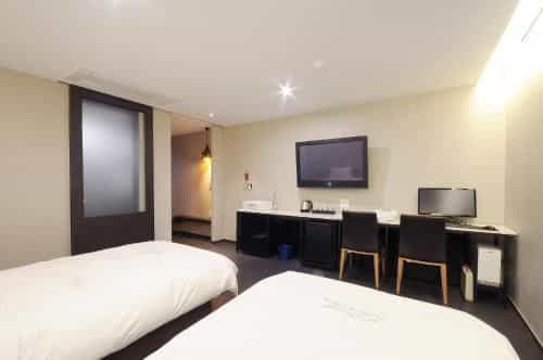 โรงแรมควีนส์ ซอมยอน ปูซาน โรงแรมควีนส์ ซอมยอน ปูซาน